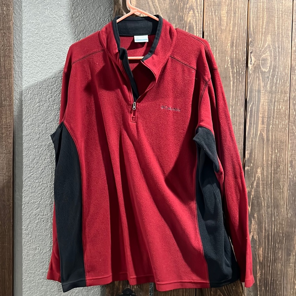 Men’s Columbia 1/4 zip (M)